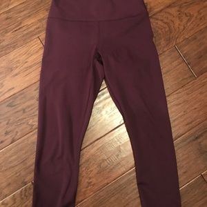 Clearance 90 degree by reflex Capri active leggings.